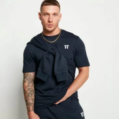 11 Degrees Essentials Set – Navy