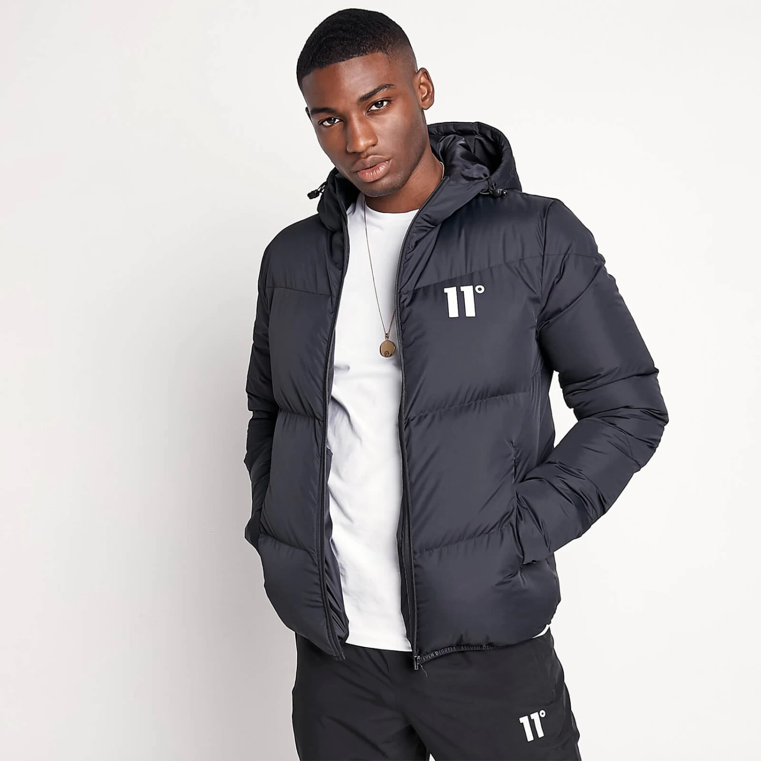 11 Degrees Large Panel Puffer Jacket – Black 5 11 Degrees Large Panel Puffer Jacket – Black - Image 5