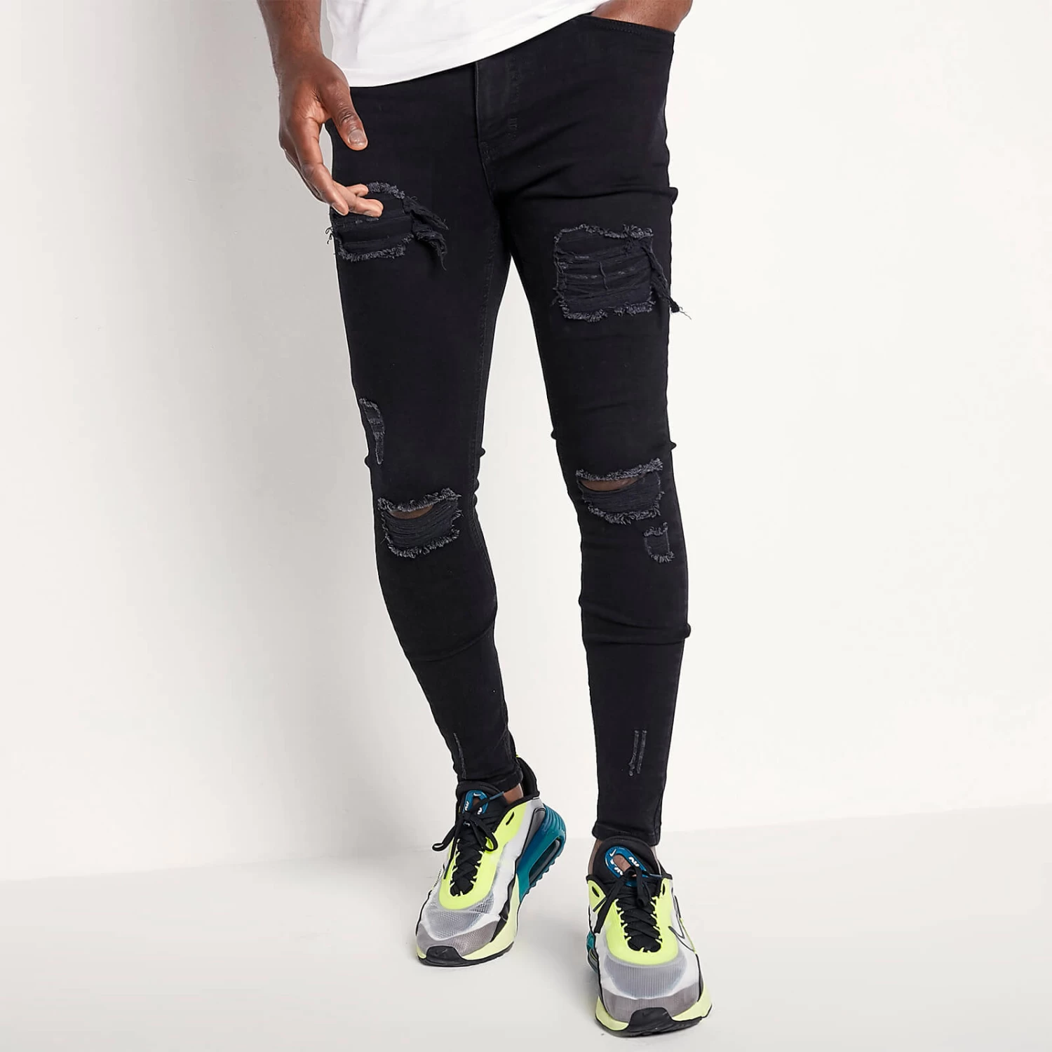 11 Degrees Sustainable Distressed Jeans Skinny Fit – Jet Black Wash 5 11 Degrees Sustainable Distressed Jeans Skinny Fit – Jet Black Wash - Image 5