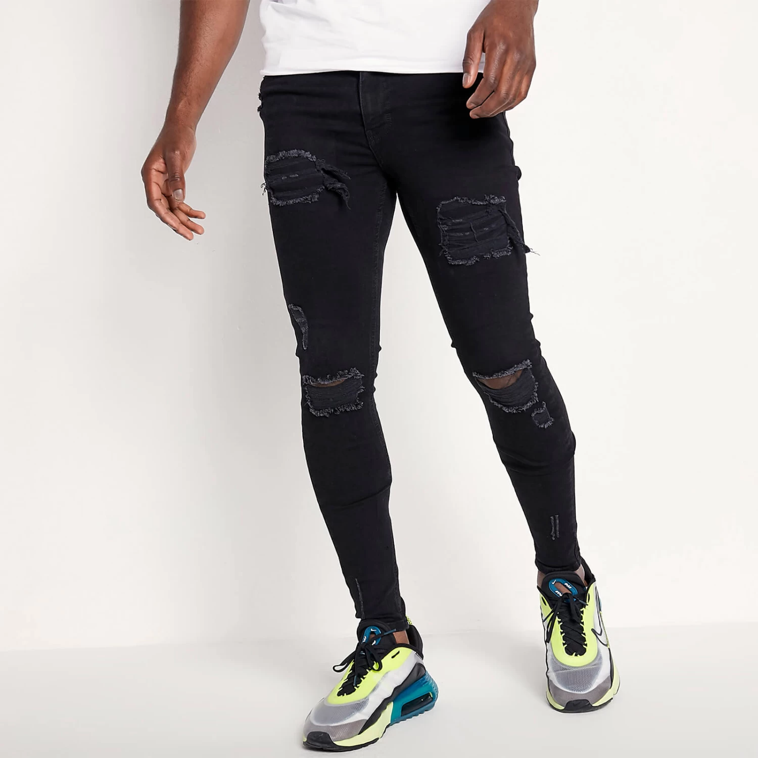 11 Degrees Sustainable Distressed Jeans Skinny Fit – Jet Black Wash 1 11 Degrees Sustainable Distressed Jeans Skinny Fit – Jet Black Wash