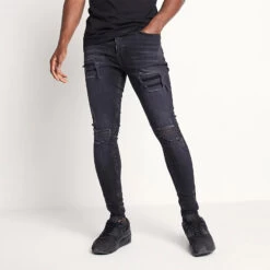 11 Degrees Sustainable Distressed Jeans Skinny Fit – Washed Black