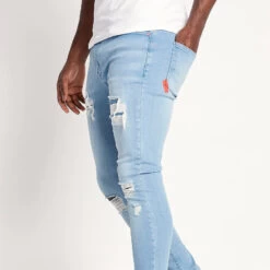 11 Degrees Sustainable Distressed Jeans Skinny Fit – Light Wash -11 Degrees Store 13201035 1644883819817261