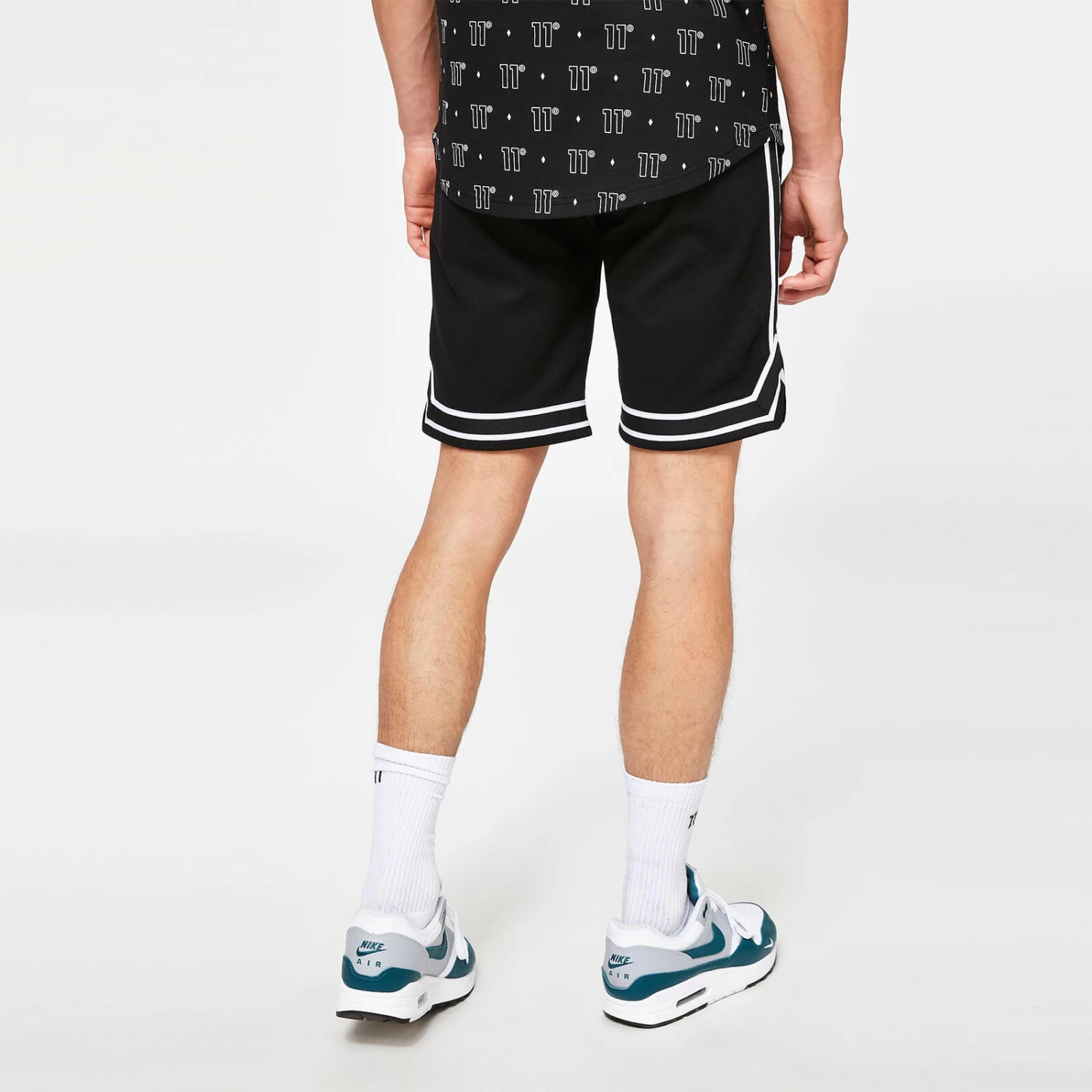 11 Degrees Taped Shorts – Black 2 11 Degrees Taped Shorts – Black - Image 2