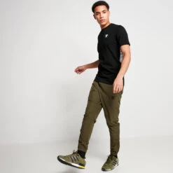 Text Panel Cut And Sew Short Sleeve T-Shirt – Black 8 Text Panel Cut And Sew Short Sleeve T-Shirt – Black -11 Degrees Store 13954056 4515002179816999