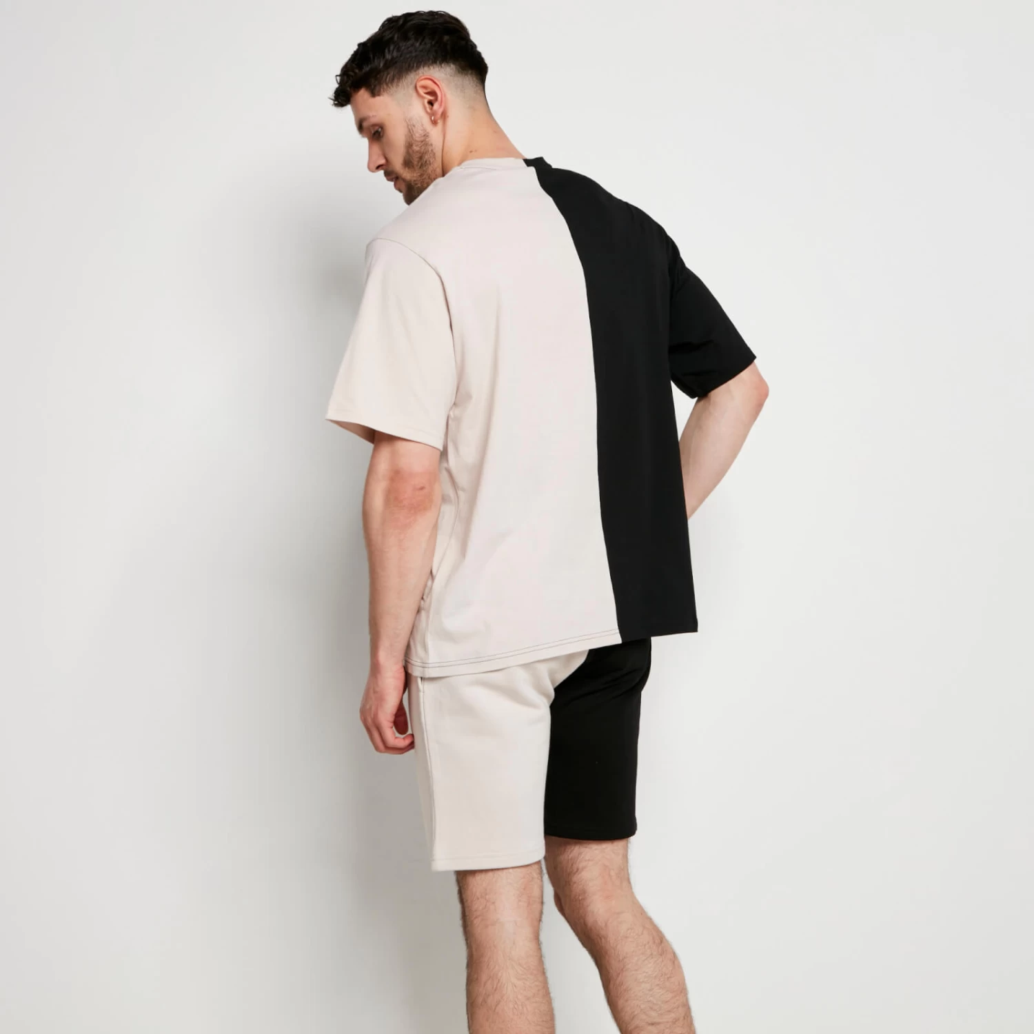 DUO T-Shirt – Stone / Black 3 DUO T-Shirt – Stone / Black - Image 3