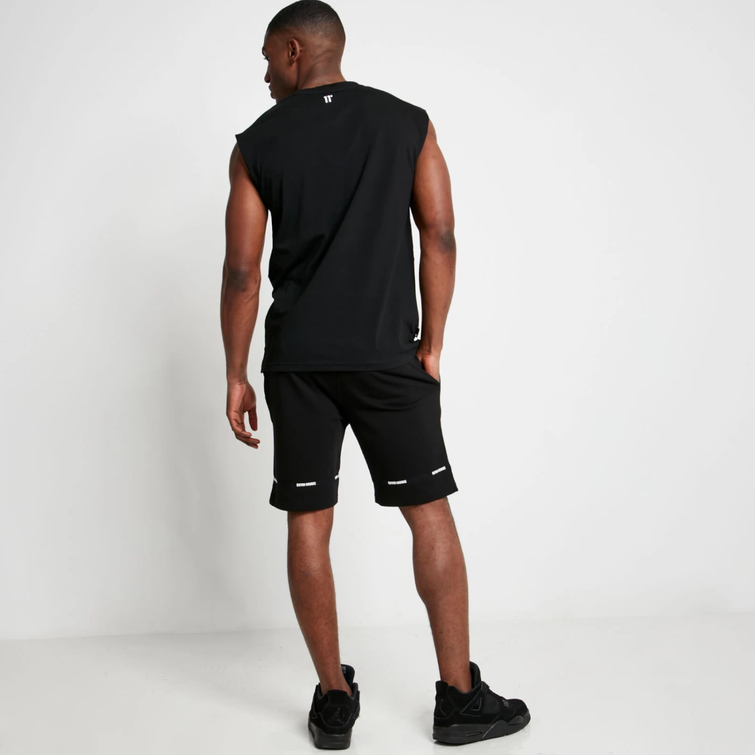 ENERGY Shorts – Black 3 ENERGY Shorts – Black - Image 3