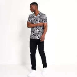 HEAT Shirt – Black / White