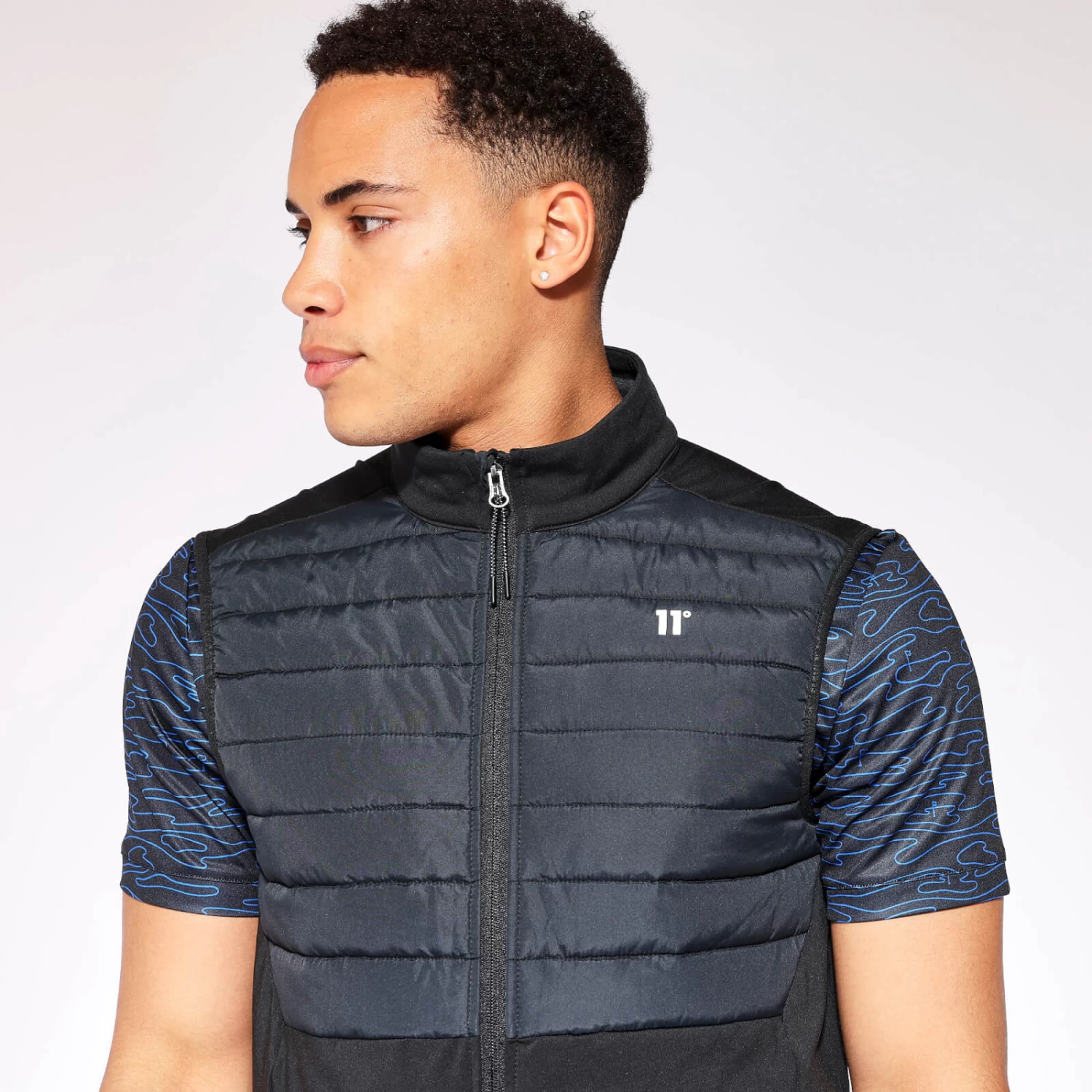 11 Degrees Lightweight Hybrid Gilet - Black 5 11 Degrees Lightweight Hybrid Gilet - Black - Image 5