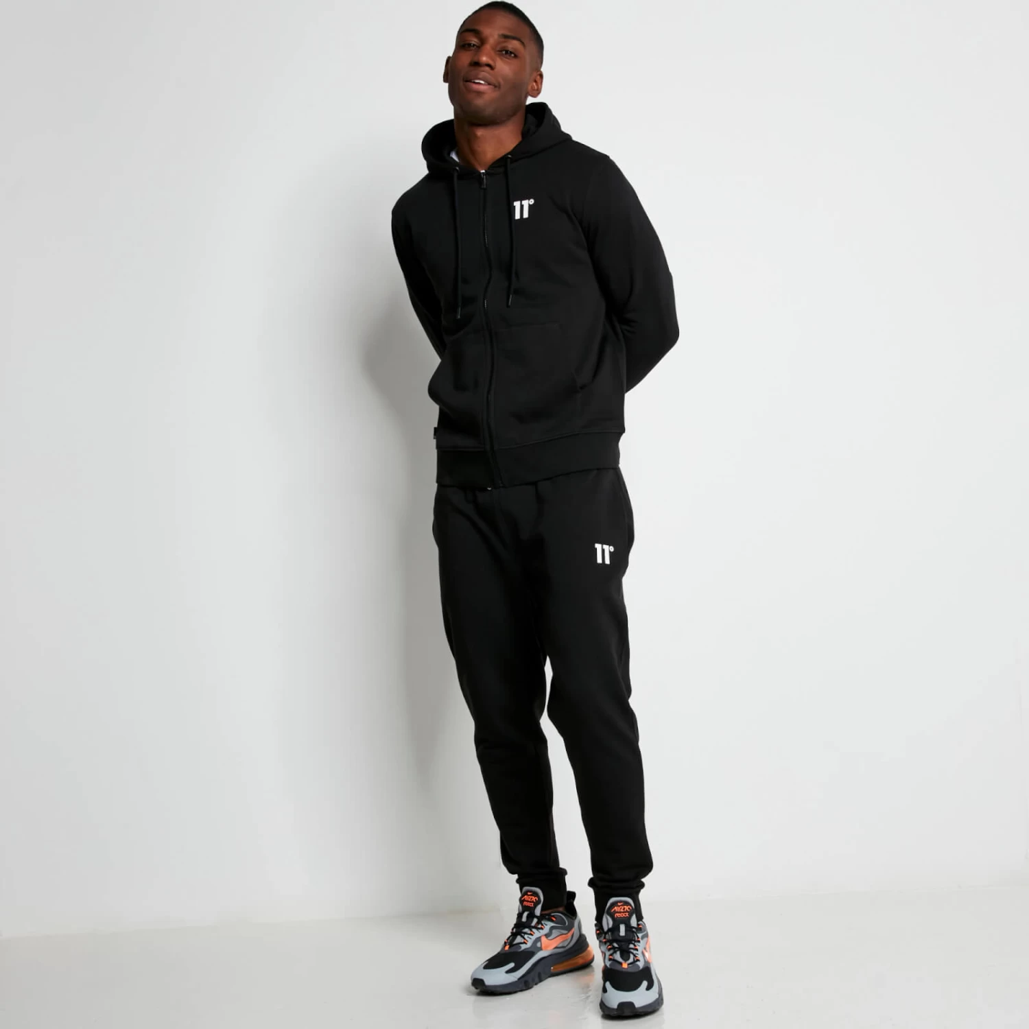 11 Degrees Core Full Zip Hoodie - Black 4 11 Degrees Core Full Zip Hoodie - Black - Image 4
