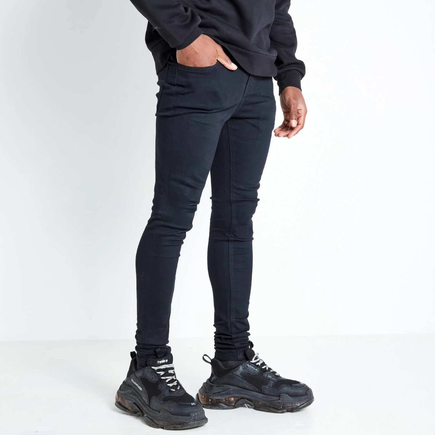 11 Degrees Sustainable Skinny Jeans - Jet Black 2 11 Degrees Sustainable Skinny Jeans - Jet Black - Image 2