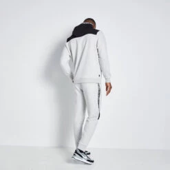 TEXT PRINT BLOCK JOGGERS -11 Degrees Store 14927745 1685092436701560