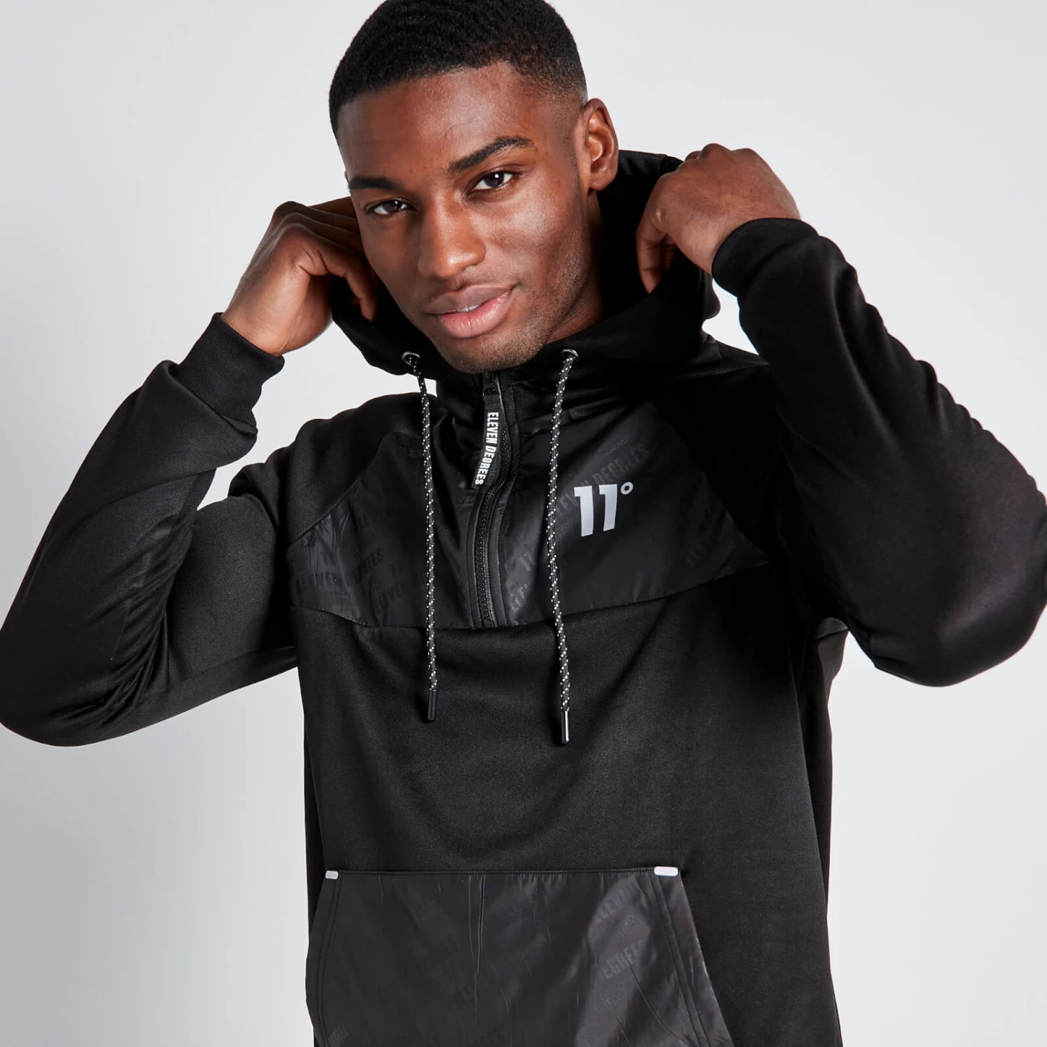 HALF ZIP PRINTED PANEL HOODIE 5 HALF ZIP PRINTED PANEL HOODIE - Image 5